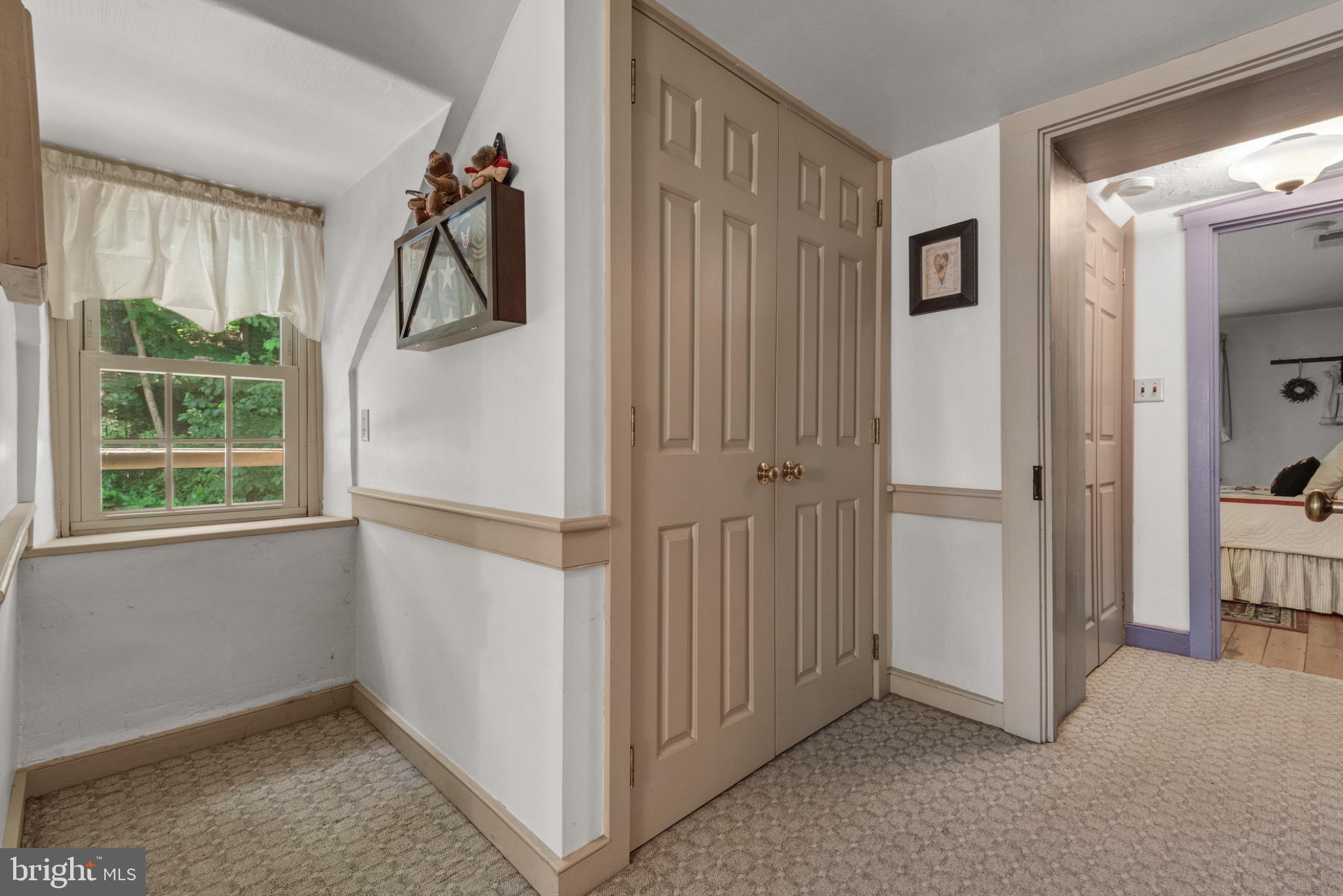 WHITE OAK - Residential