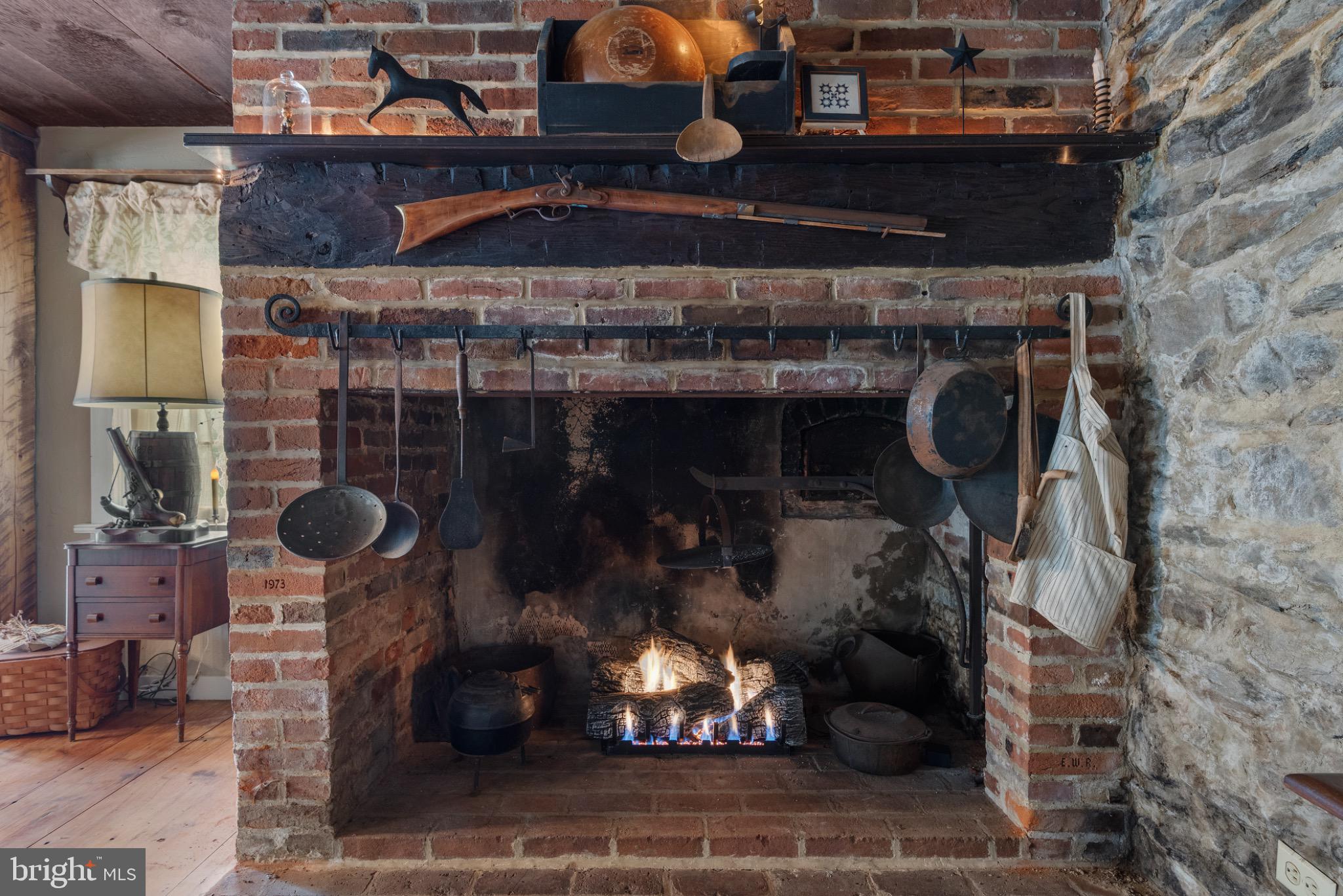 WHITE OAK - Residential