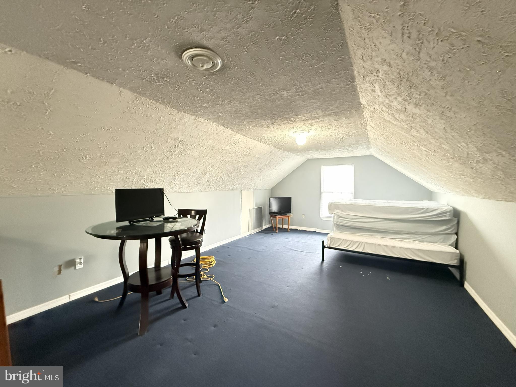 SIERRA VIEW-CHESTNUTHILL TWP - Residential