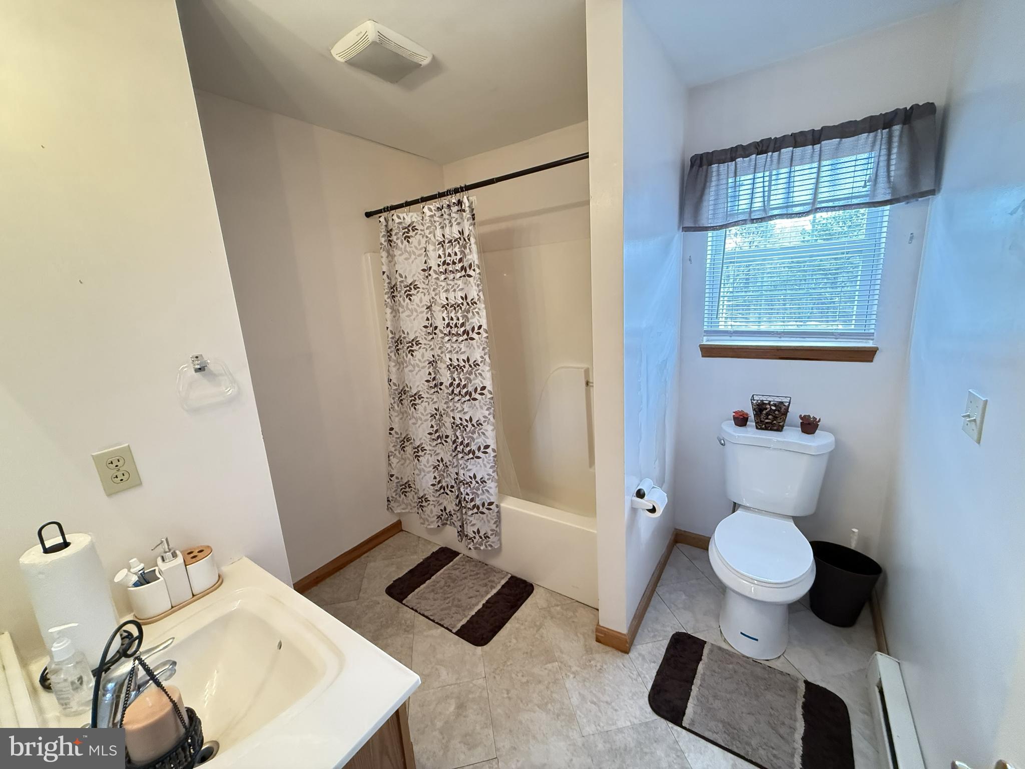 SIERRA VIEW-CHESTNUTHILL TWP - Residential