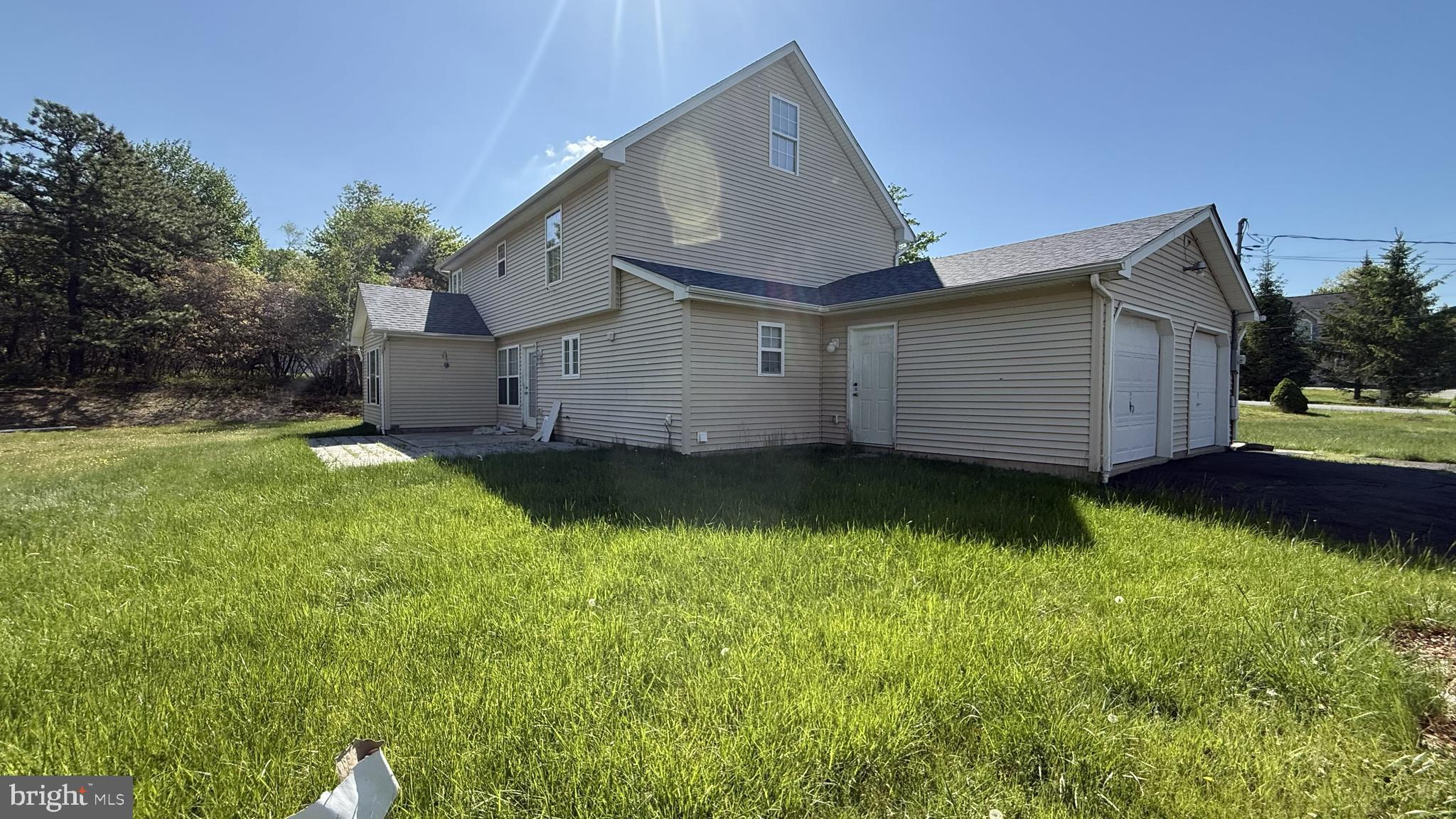 2005 PALISADES DRIVE