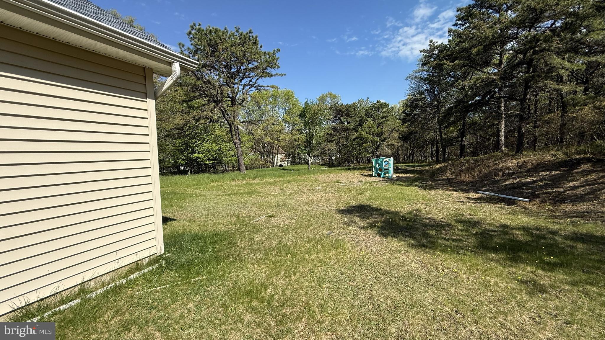 2005 PALISADES DRIVE