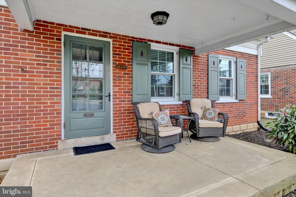 Photo of 521 Pleasure Rd, LANCASTER, PA 17601 (MLS # PALA2084176)