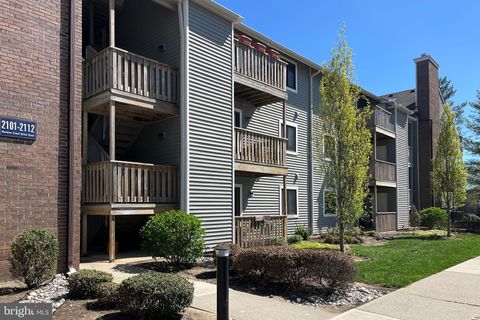 Photo of 2109 Ravens Crest Drive, PLAINSBORO, NJ 08536 (MLS # NJMX2010532)