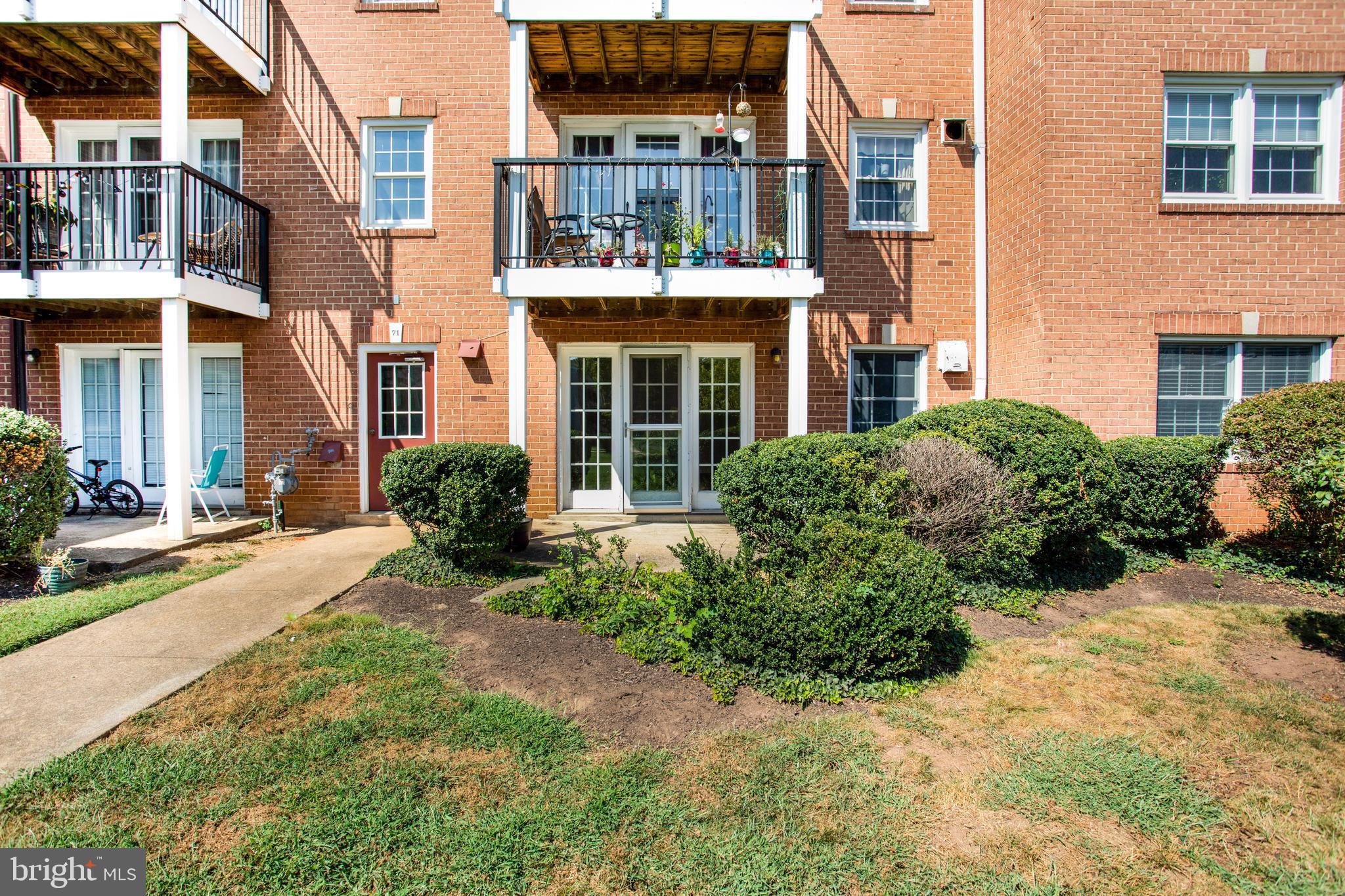 FOXCROFT COLONY CONDOS - Residential