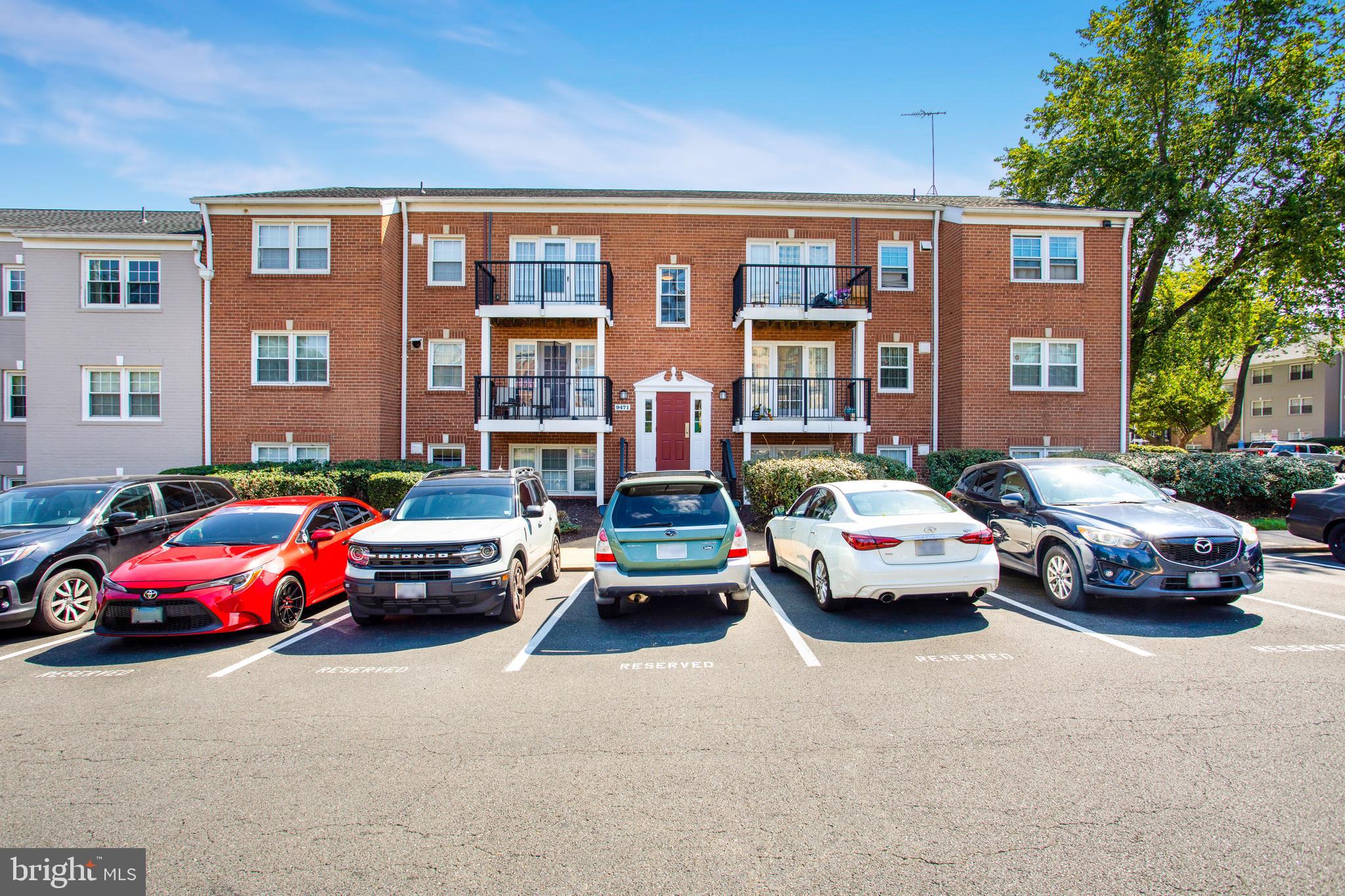 FOXCROFT COLONY CONDOS - Residential