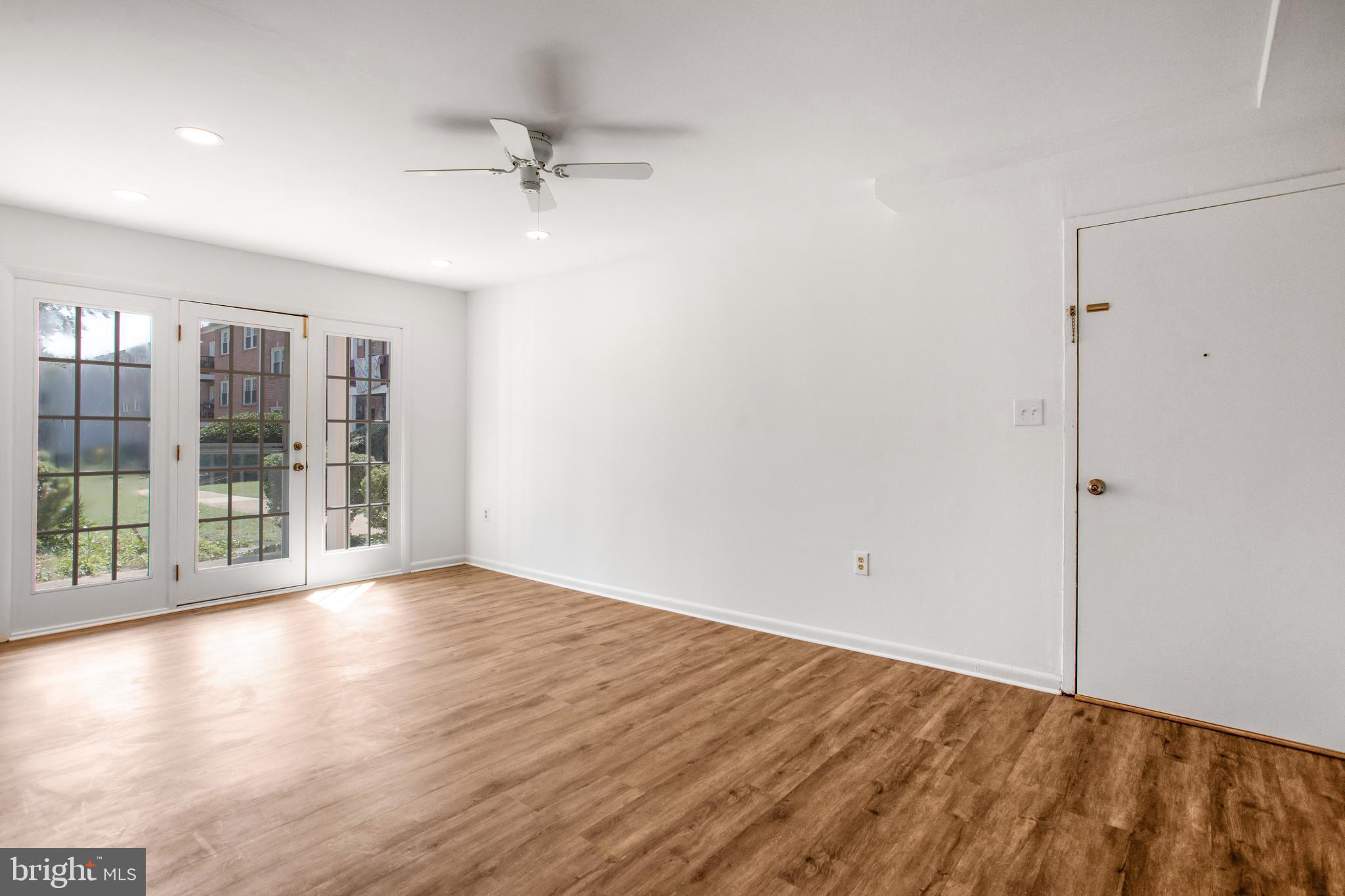 FOXCROFT COLONY CONDOS - Residential