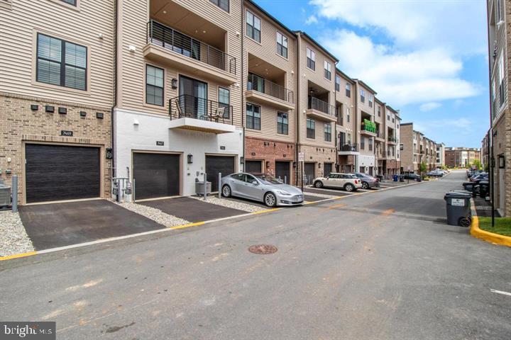 UNION PARK AT MCLEAN - Residential Lease