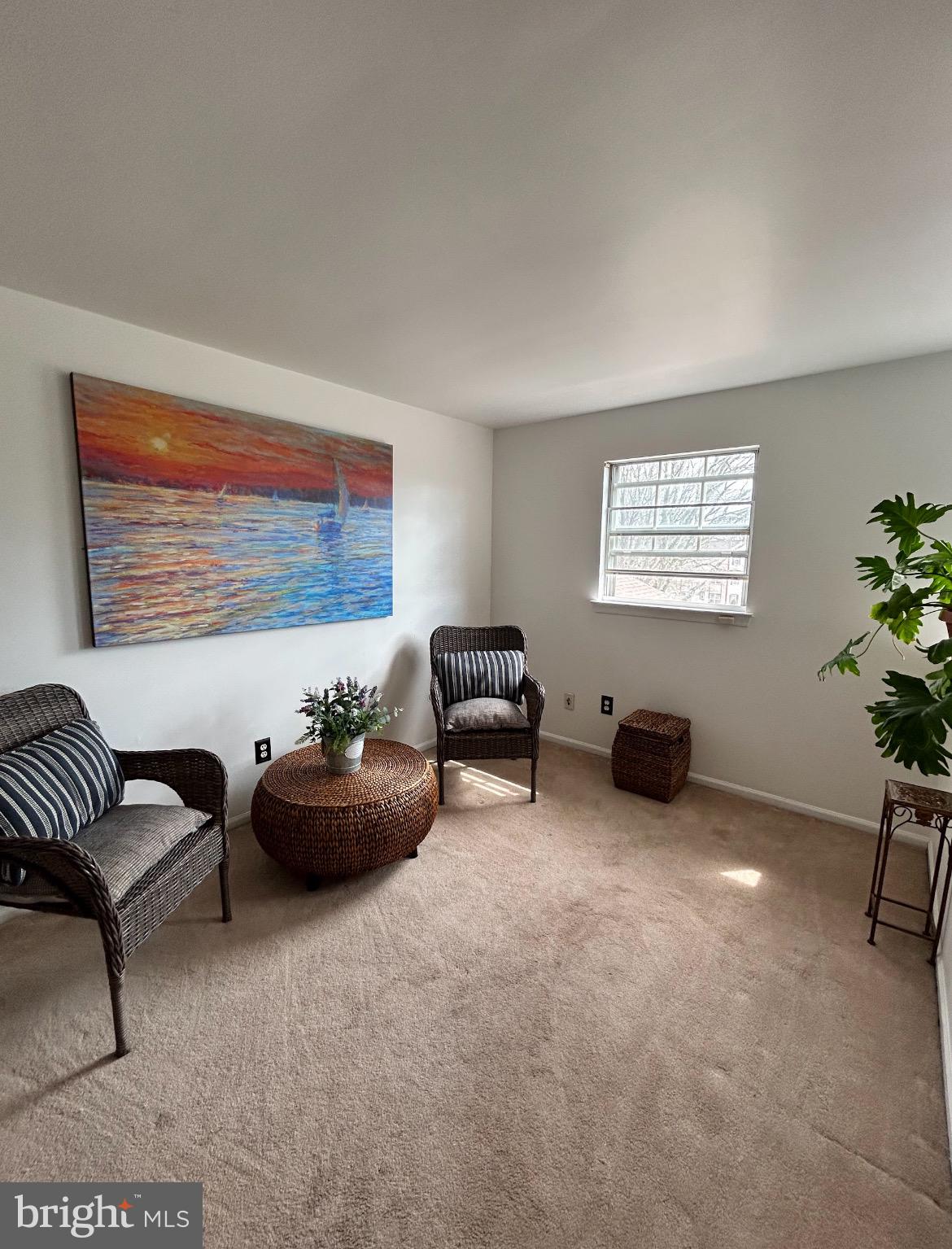 SAW MILL VALLEY - Residential