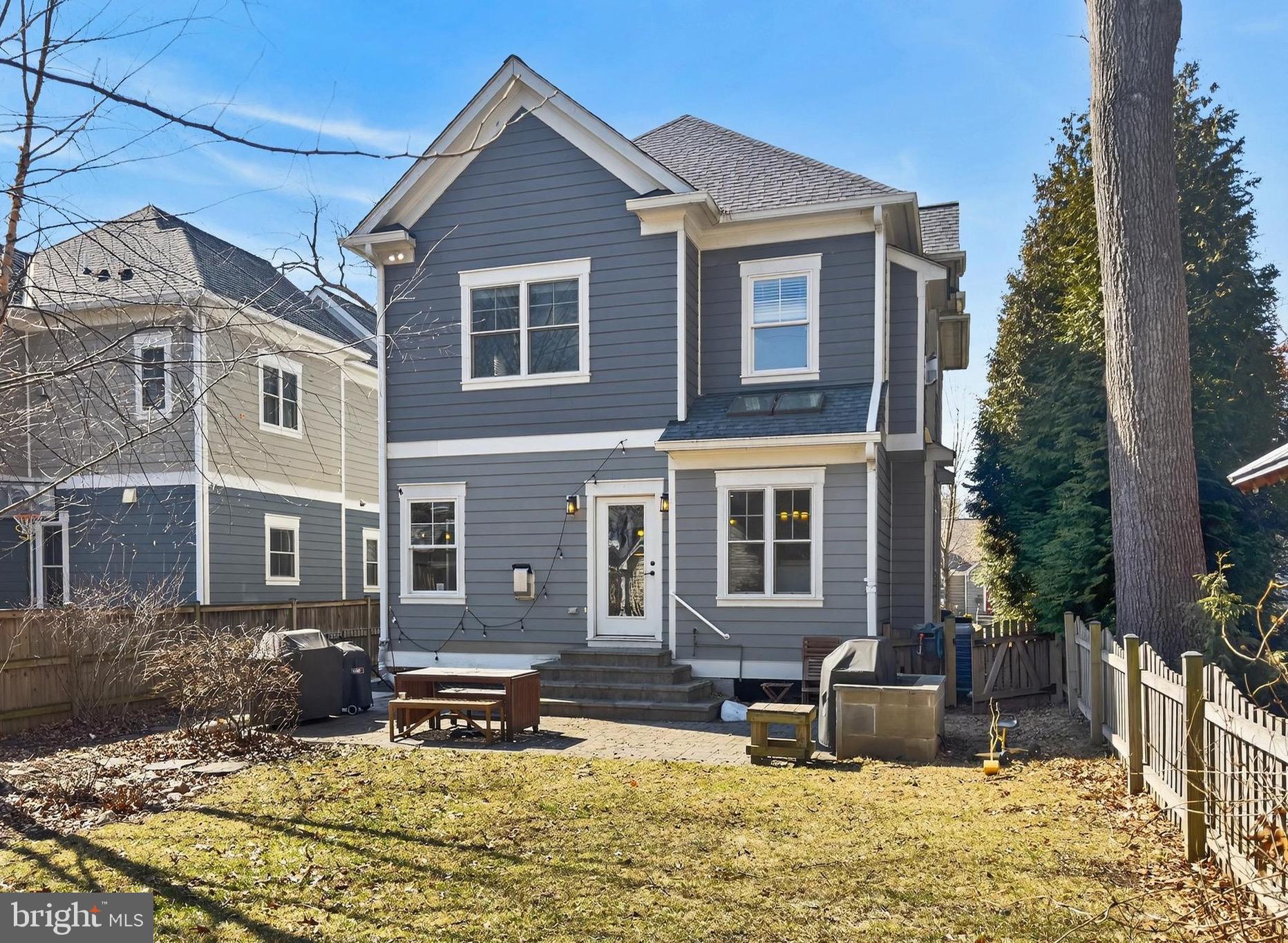 ELLISON HEIGHTS - Residential