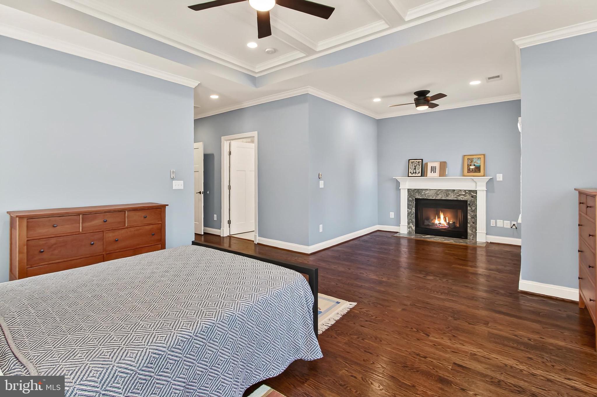 ELLISON HEIGHTS - Residential