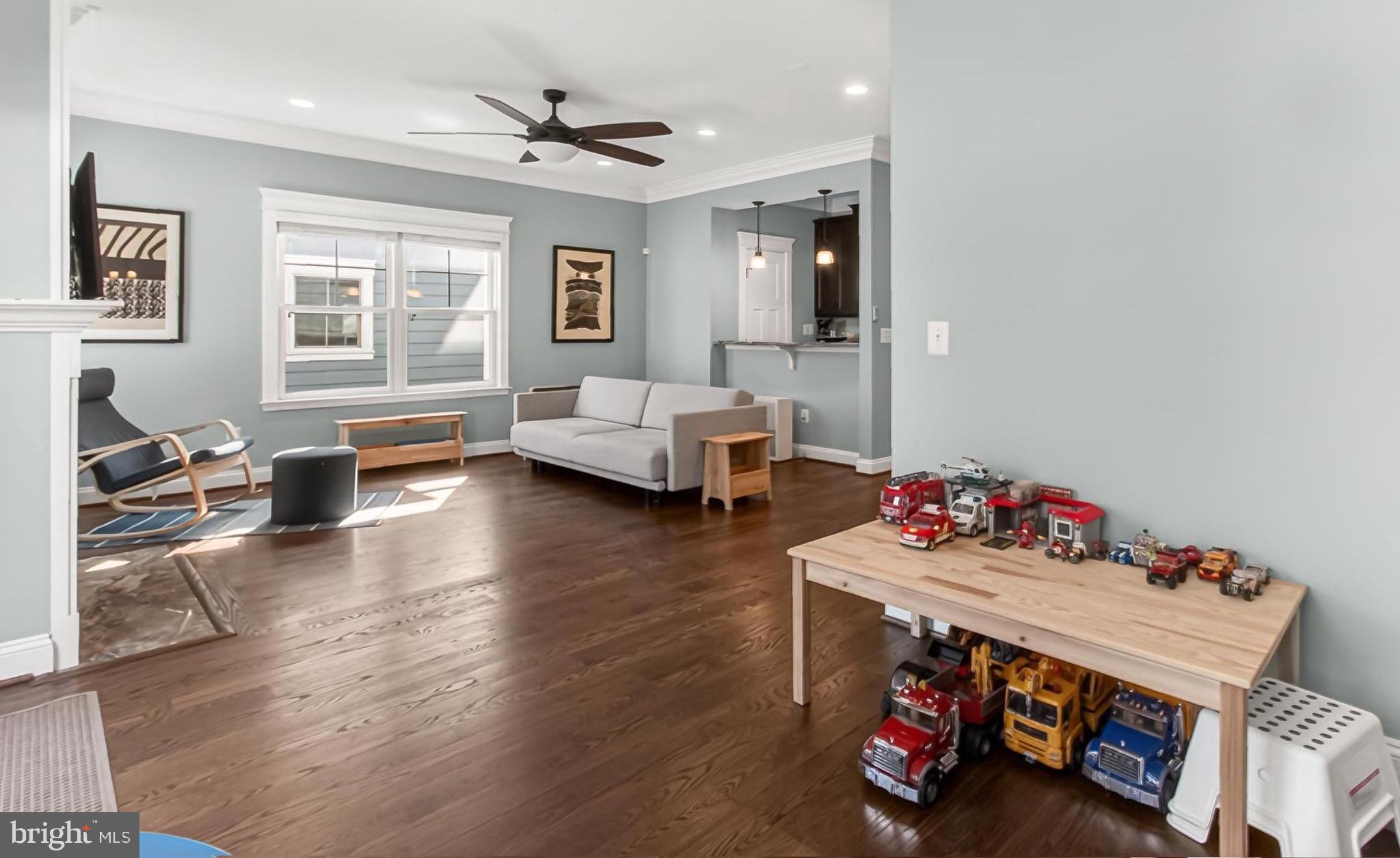 ELLISON HEIGHTS - Residential