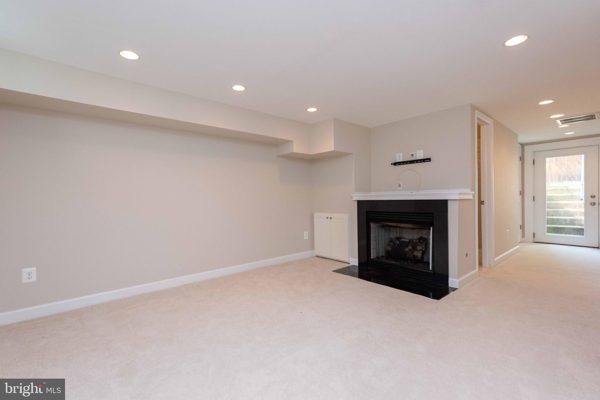 WESTOVER - Residential Lease