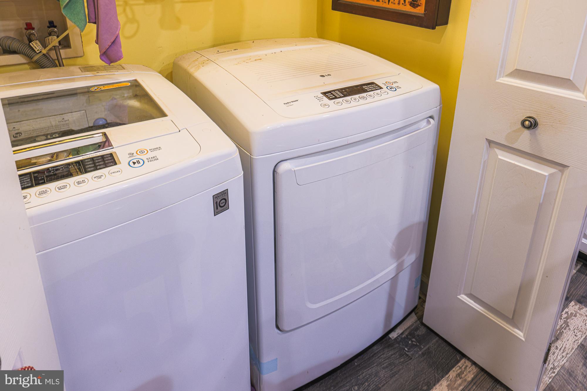 DEVONSHIRE AT WHITEMARSH - Residential