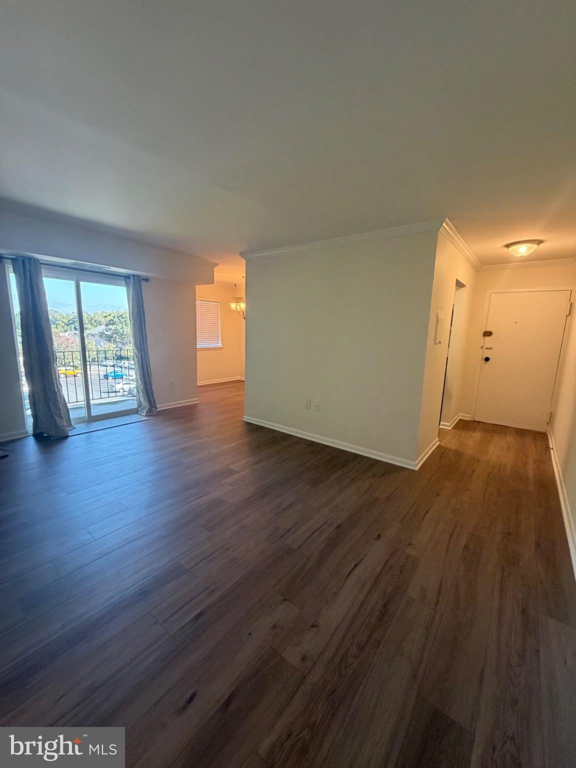 1543 COLONIAL DRIVE 204
