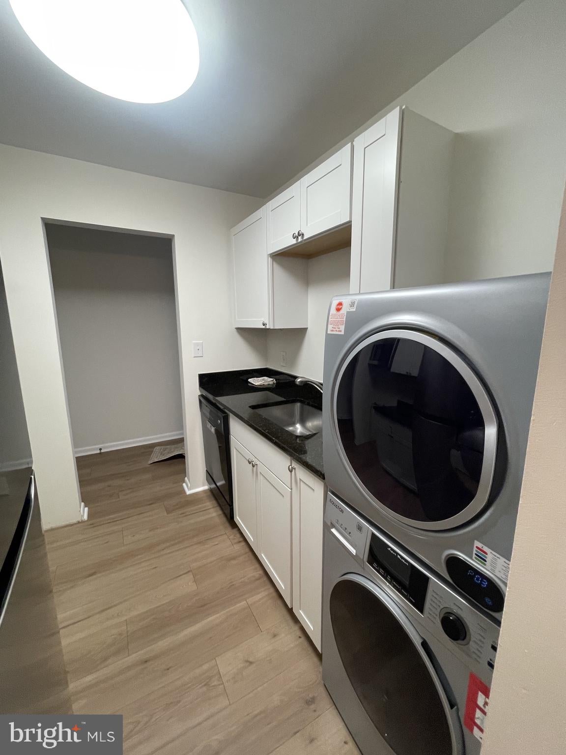 1543 COLONIAL DRIVE 204