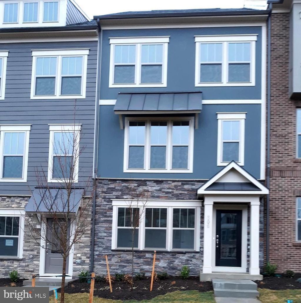 Photo of 306 Bodega Terrace Ter SE, LEESBURG, VA 20175 (MLS # VALO2106492)