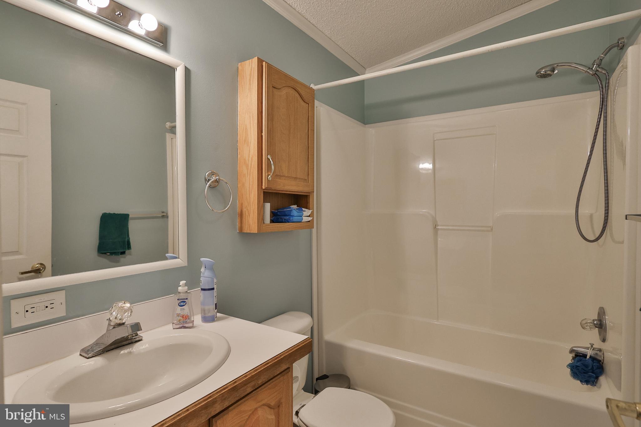 MELODYLAKESCNTRYCLUB - Residential