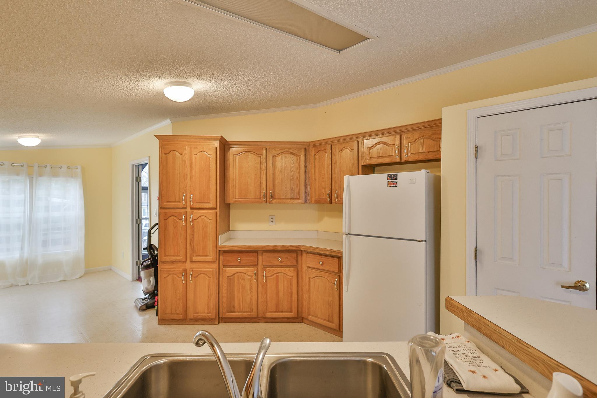 MELODYLAKESCNTRYCLUB - Residential