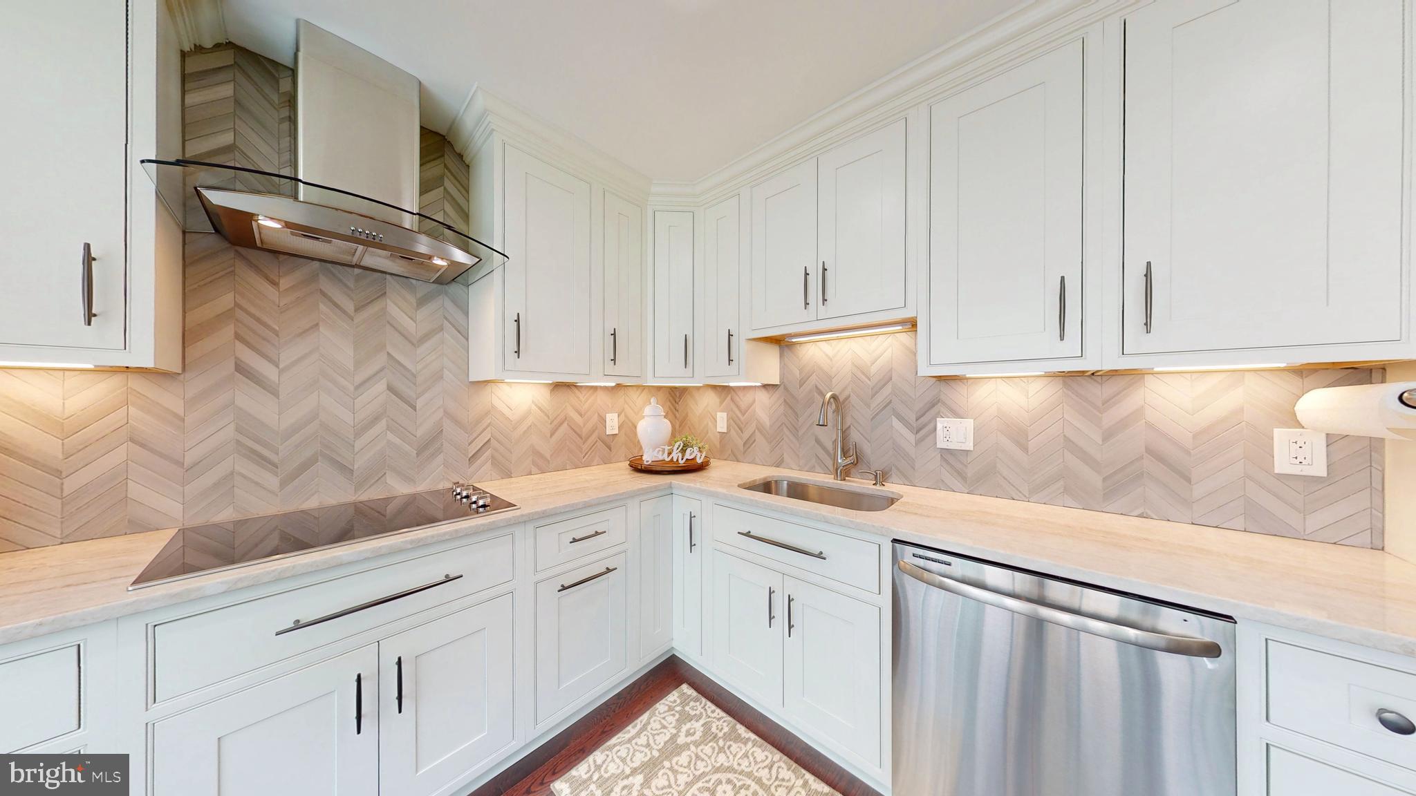 OAKBOROUGH SQUARE - Residential