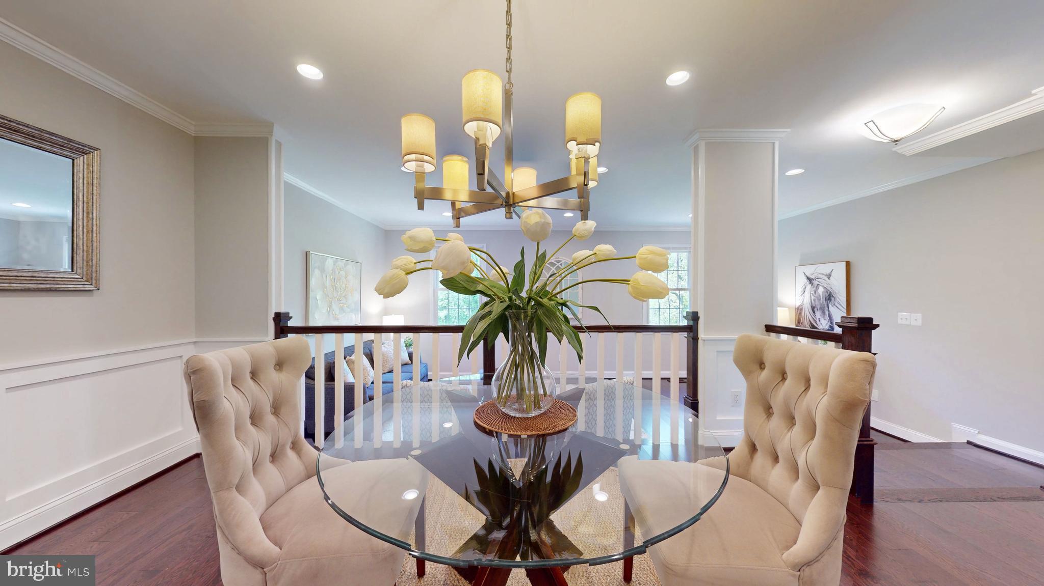 OAKBOROUGH SQUARE - Residential