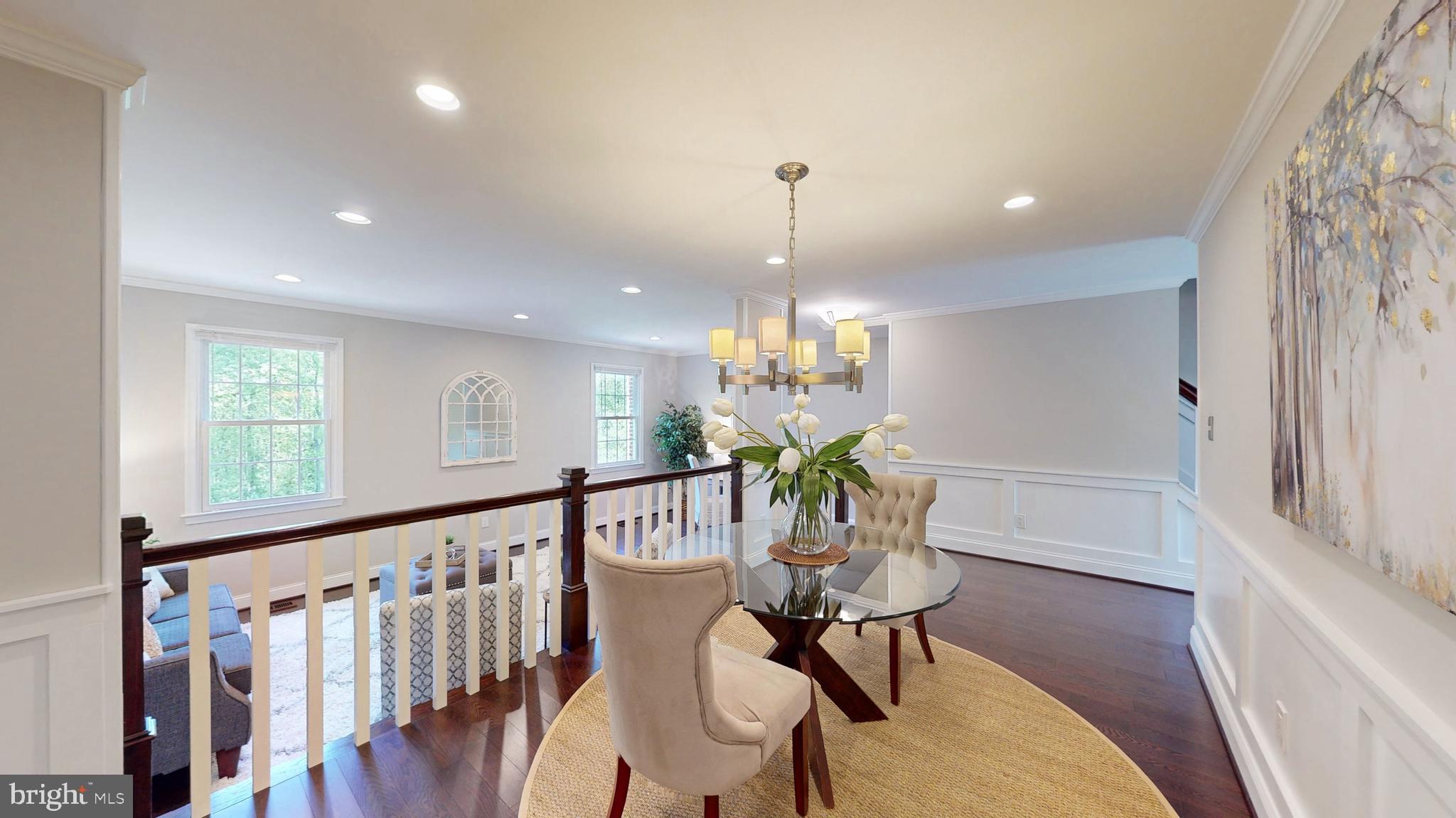 OAKBOROUGH SQUARE - Residential