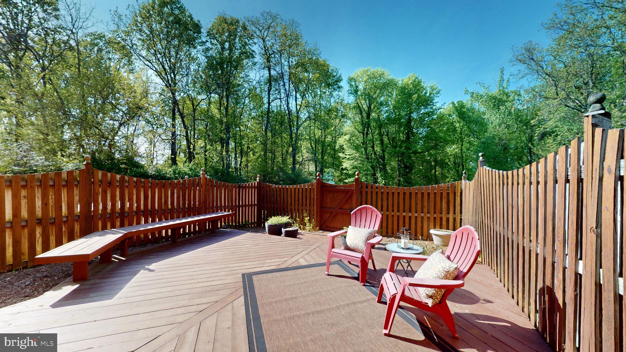 OAKBOROUGH SQUARE - Residential