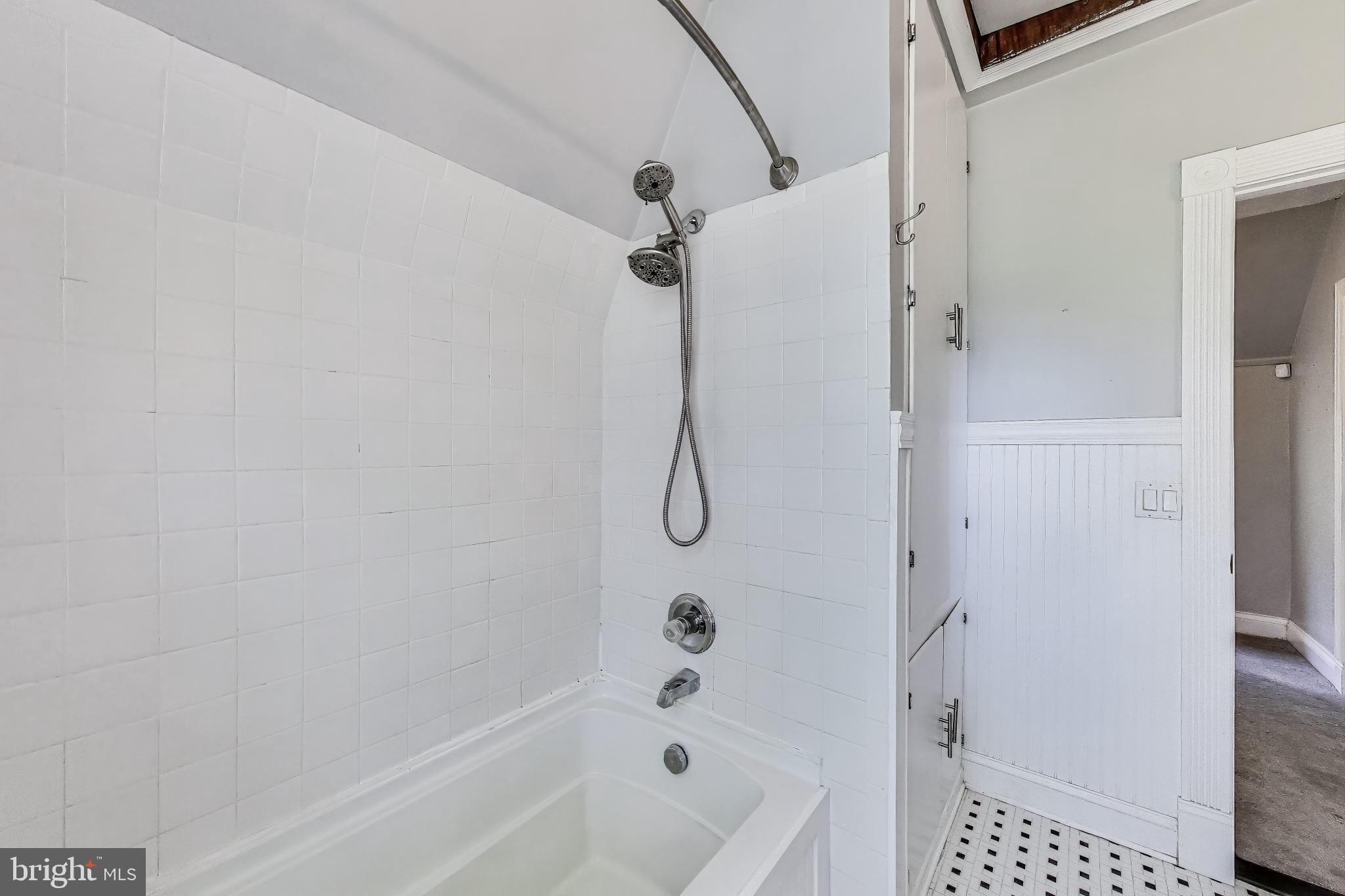 HYNESBORO PARK - Residential