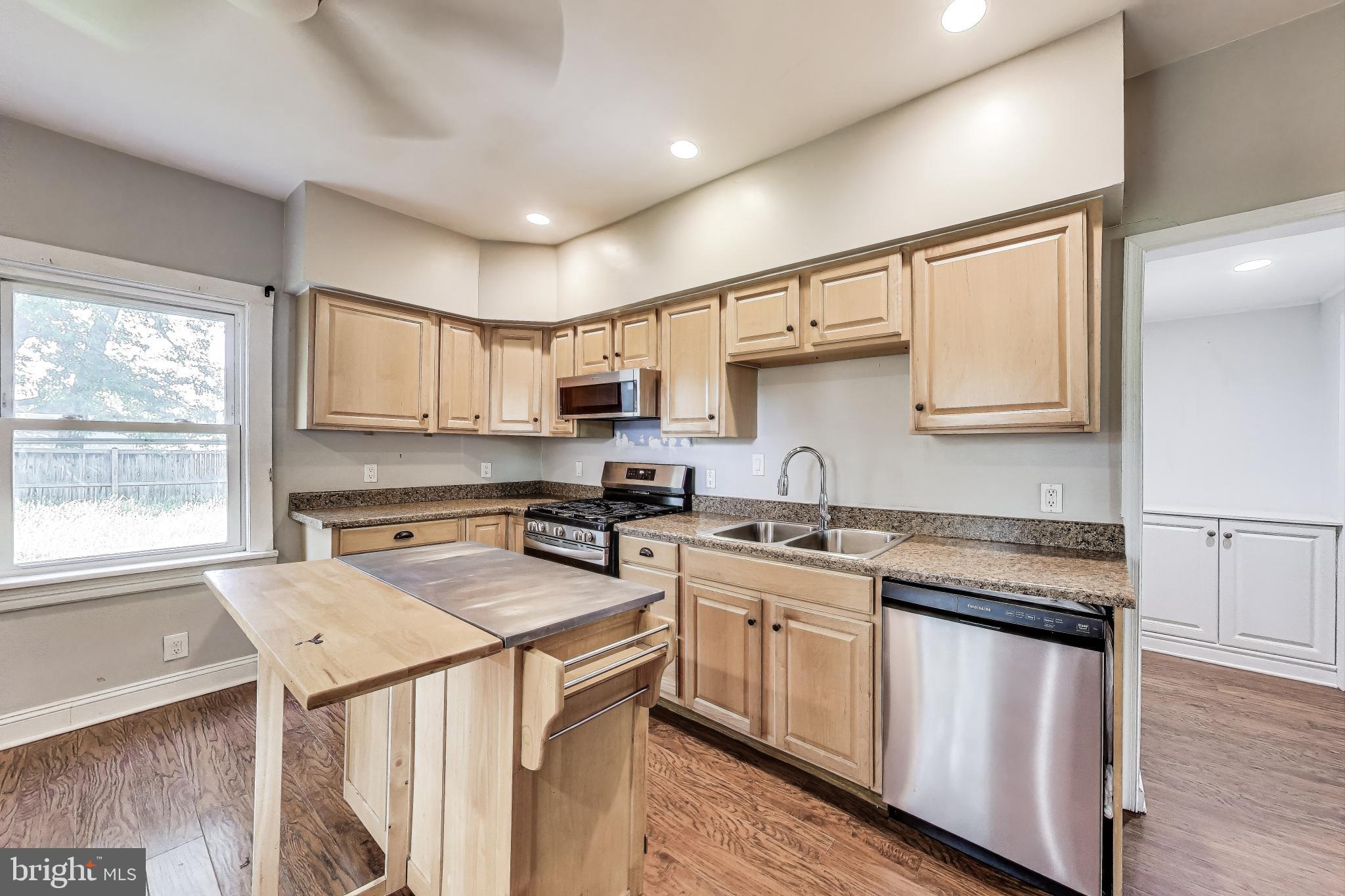 HYNESBORO PARK - Residential