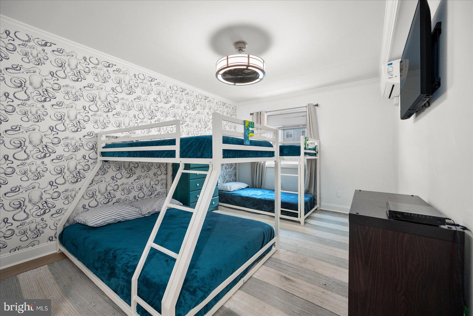 BAYSHORE ESTATES - Residential