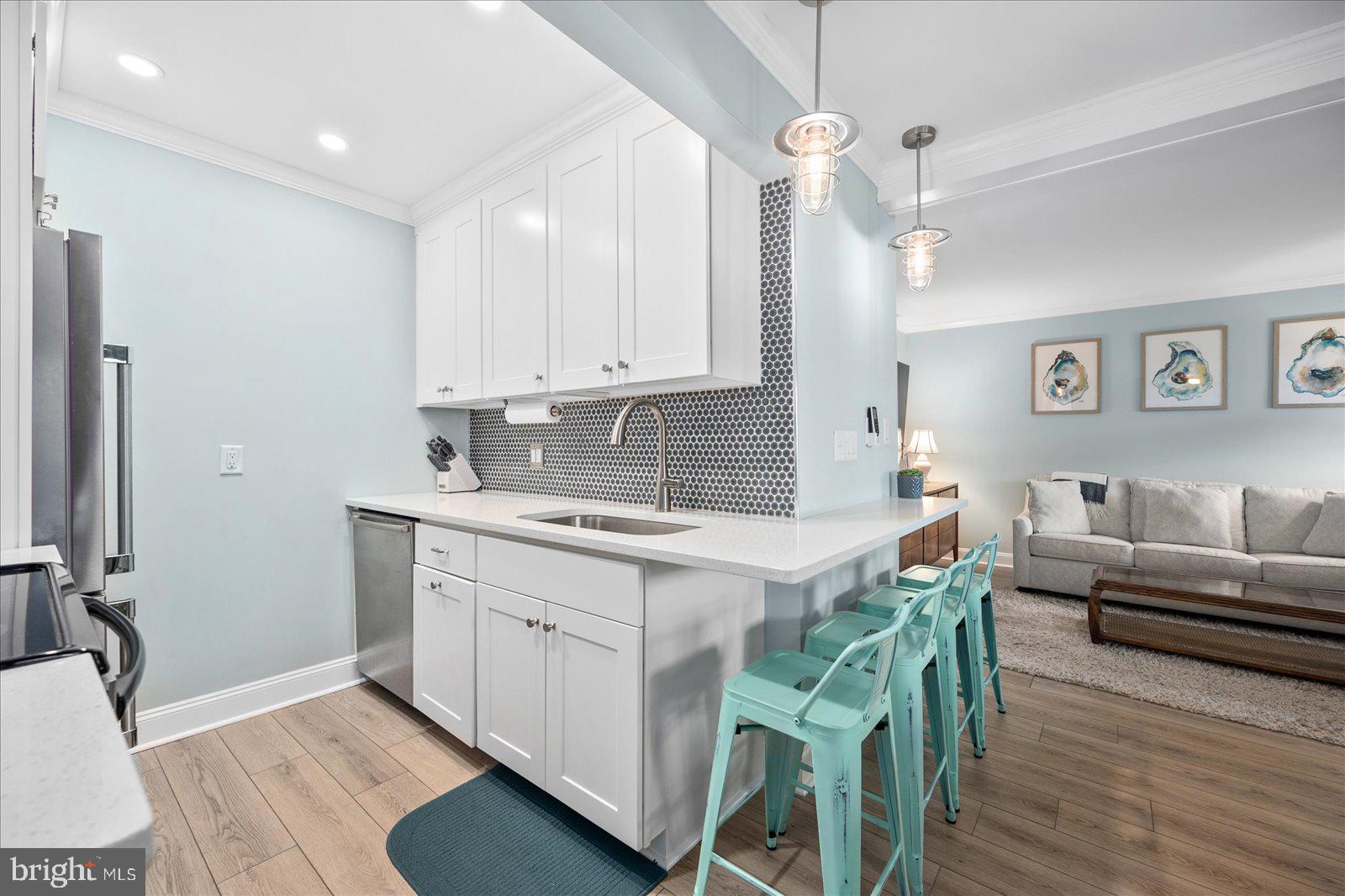 BAYSHORE ESTATES - Residential