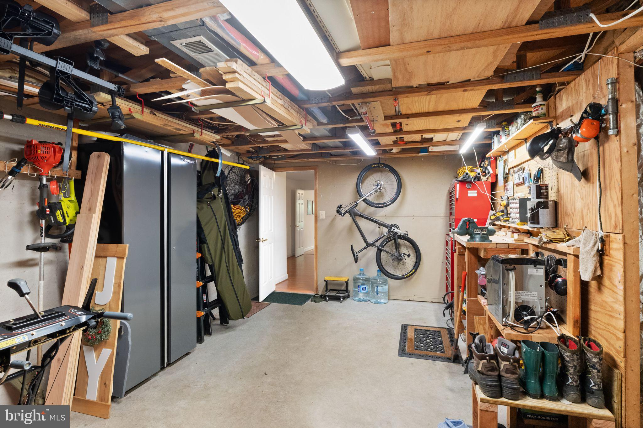 ARDMORE WOODS - Residential