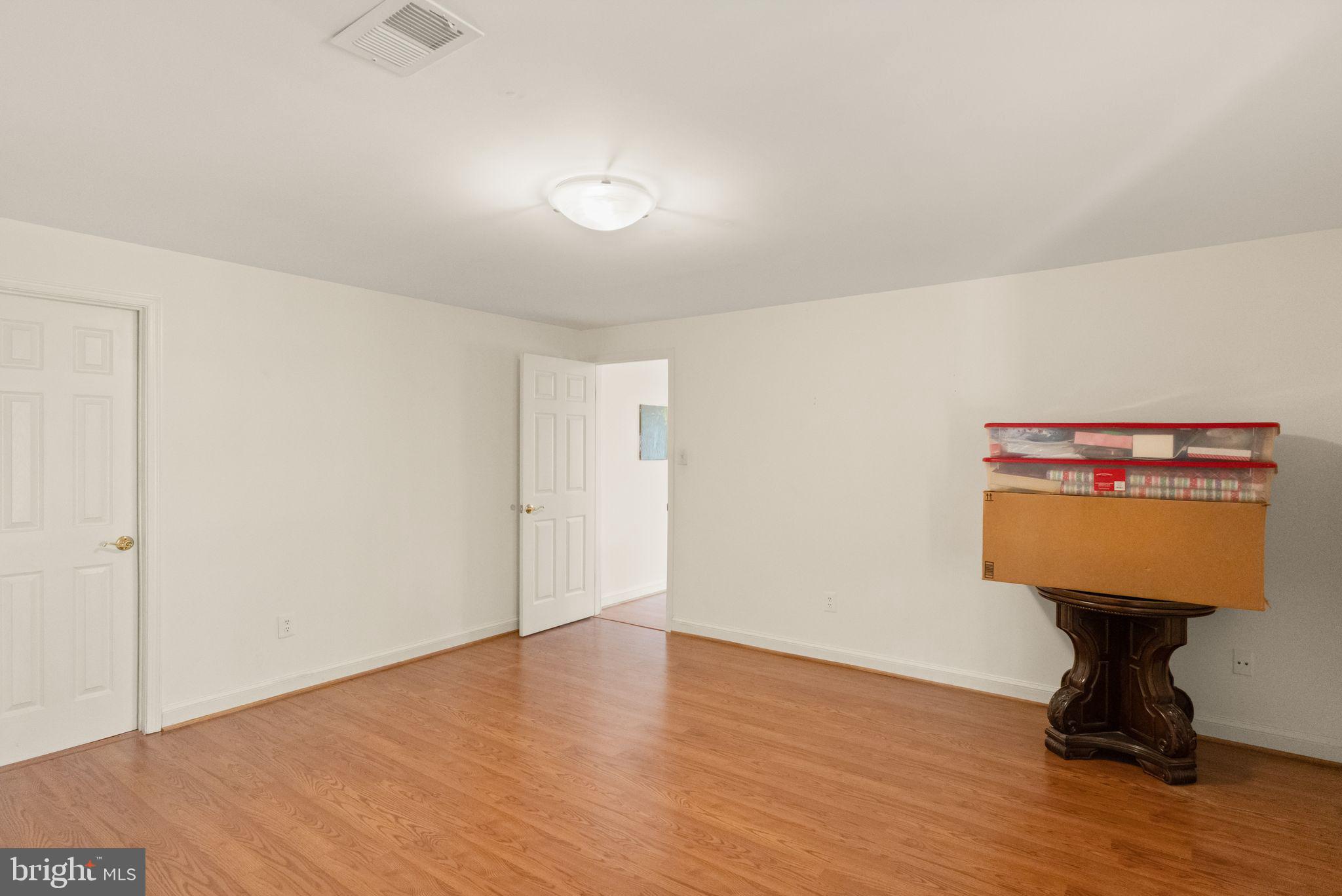 ARDMORE WOODS - Residential