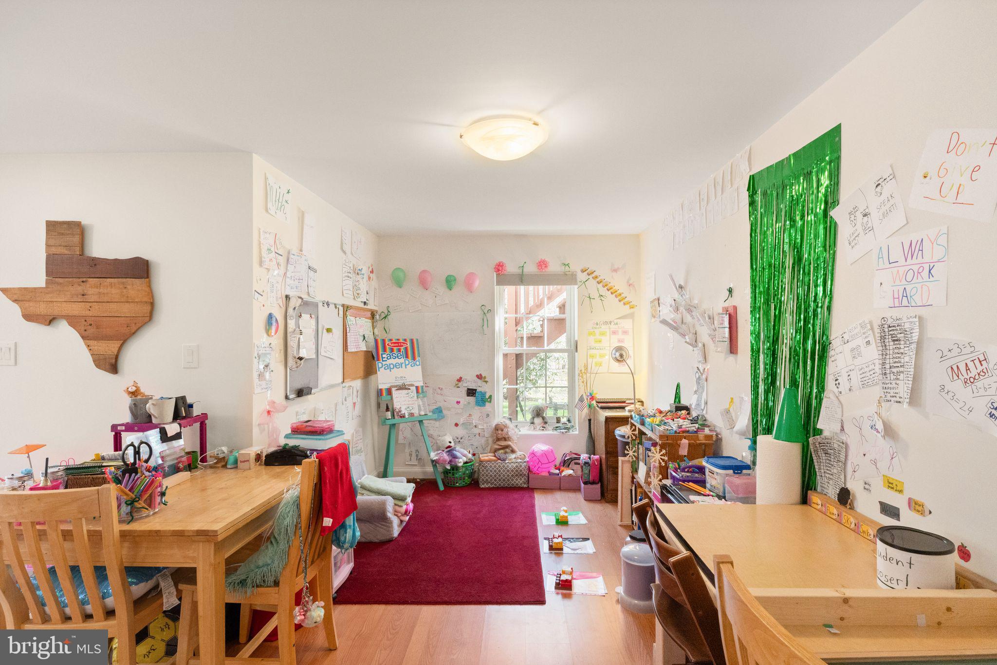 ARDMORE WOODS - Residential