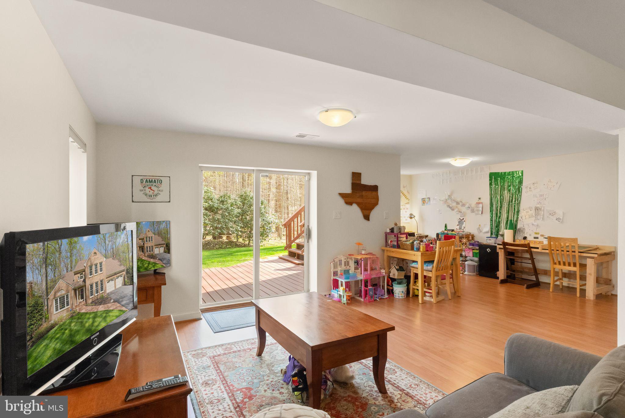 ARDMORE WOODS - Residential