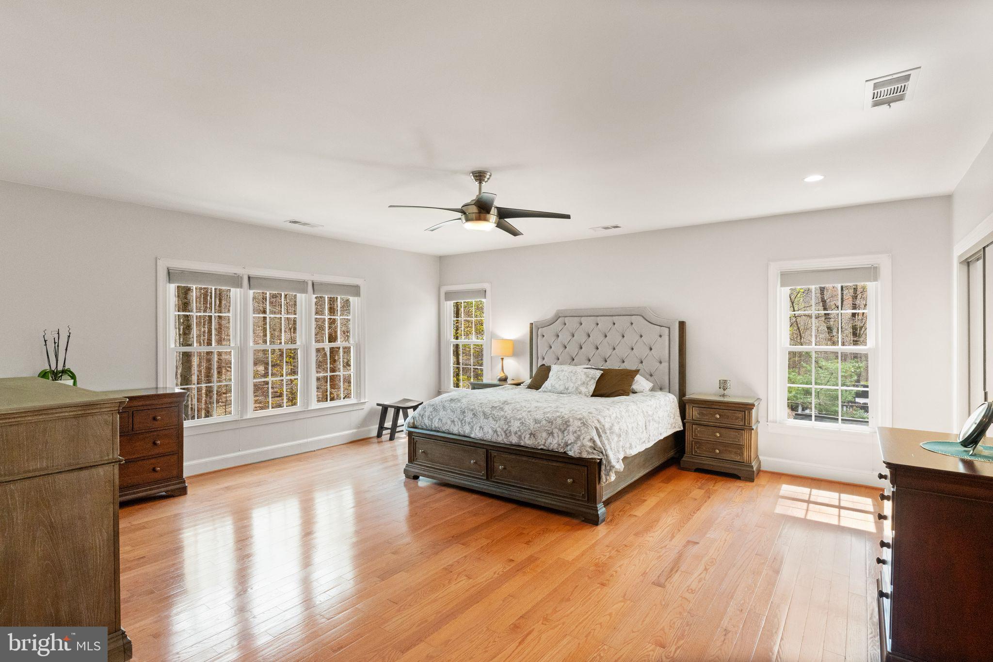 ARDMORE WOODS - Residential