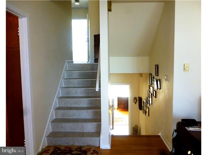 LOGAN SQUARE - Residential