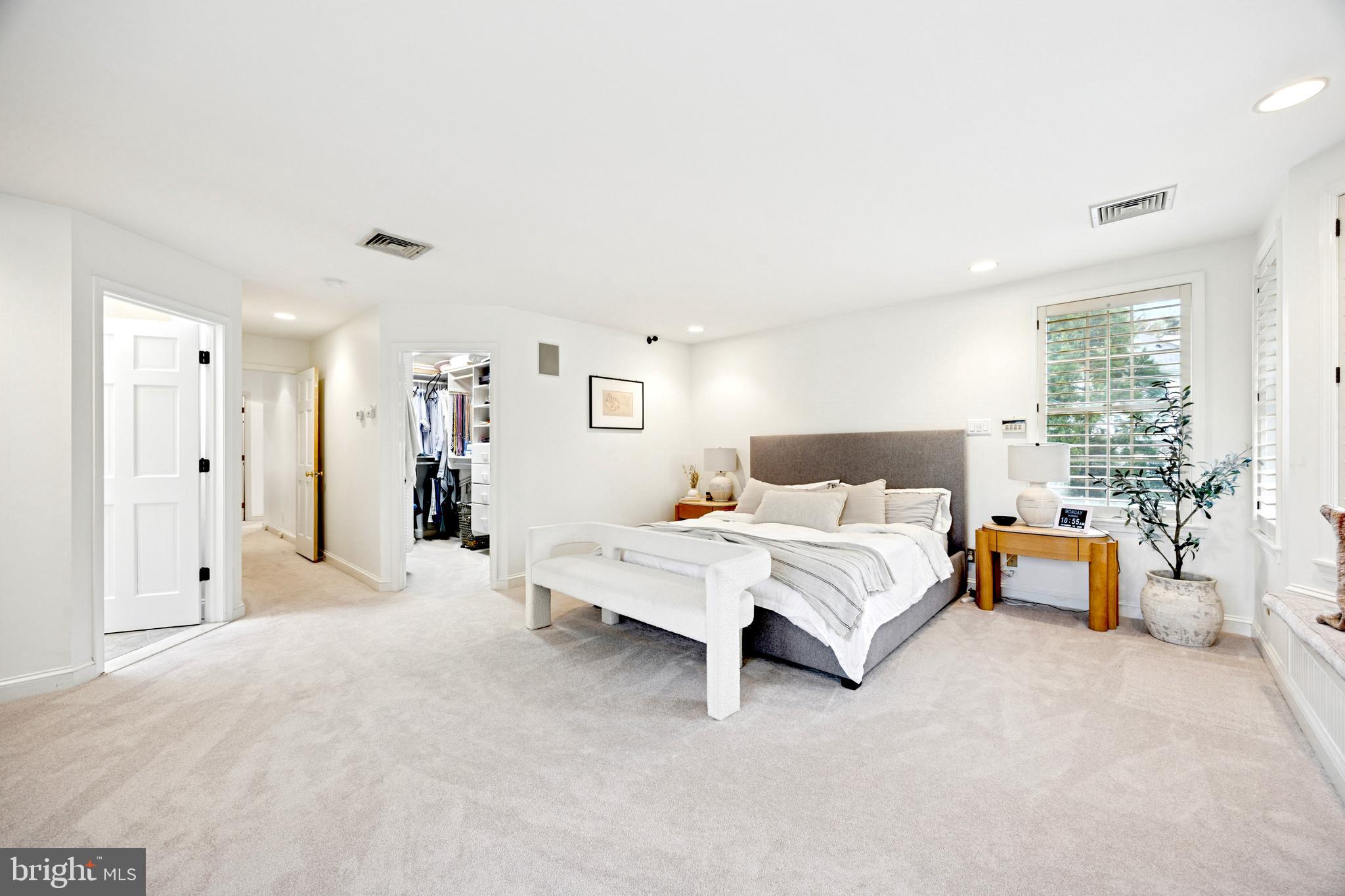 GLADWYNE - Residential