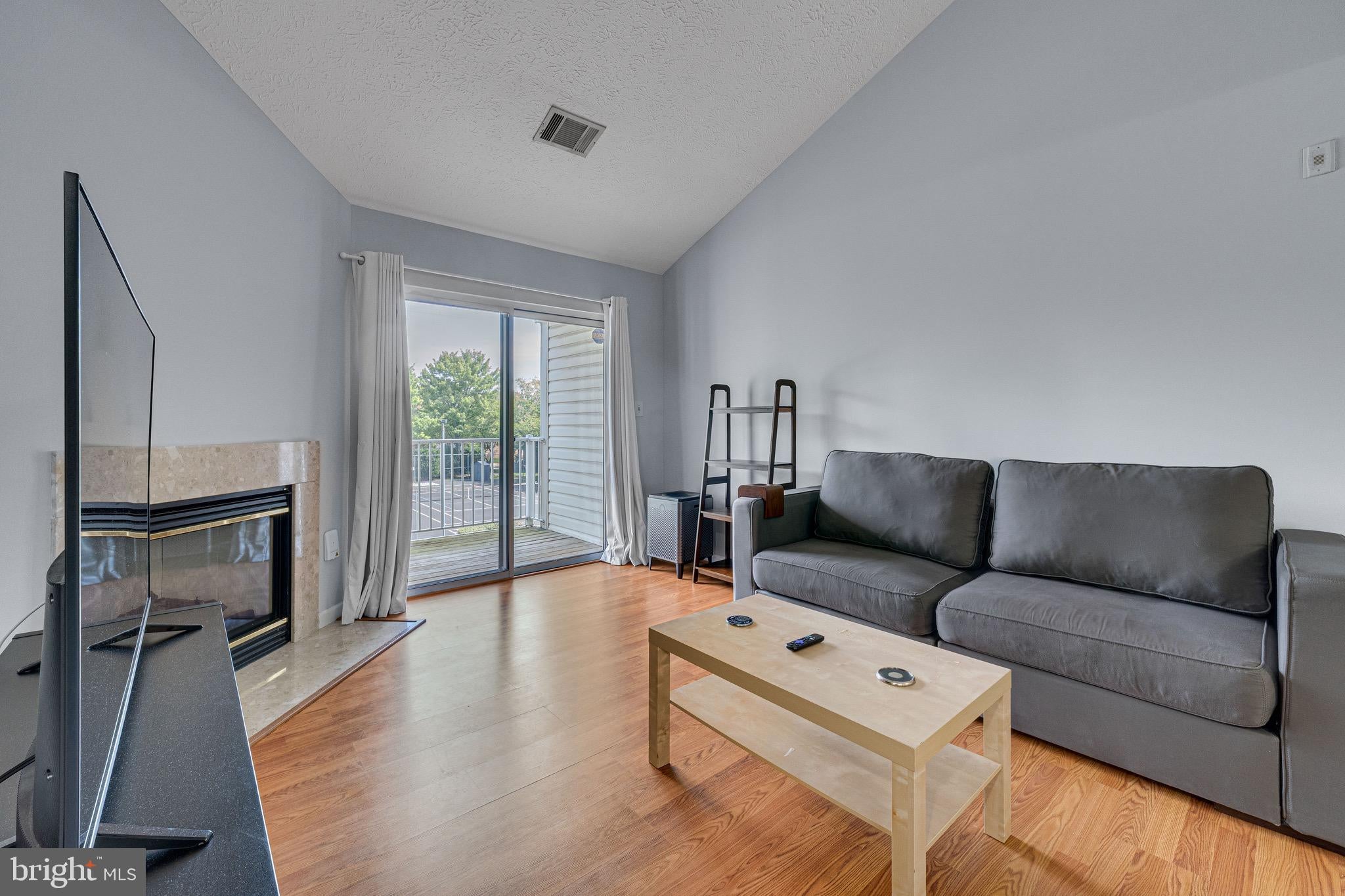 8961 TOWN CENTER CIRCLE 1-311