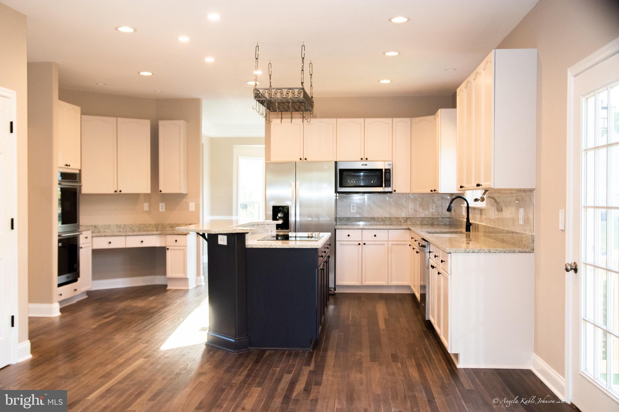 GAP VIEW VILLAGE - Residential