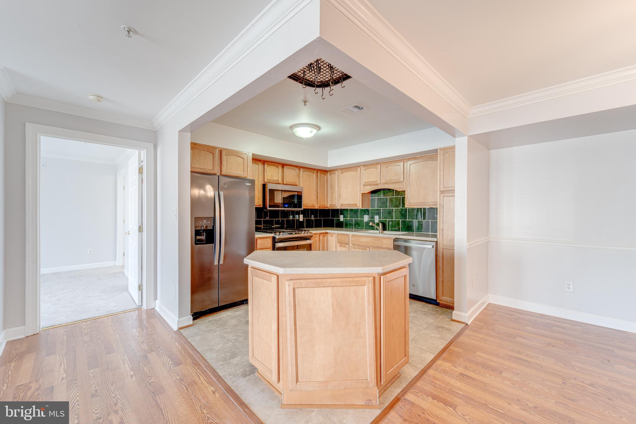 HIGHLAND AT GUNSTON CORNER - Residential