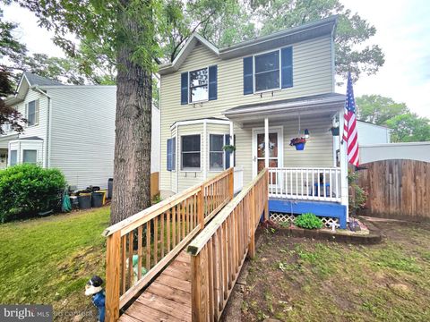 Homes For Sale - 7853 Fernhill Avenue<br/> PASADENA, MD 21122