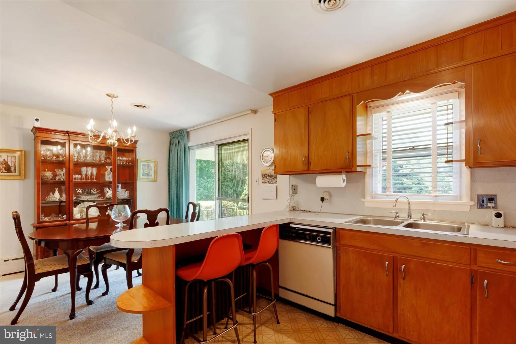 Millersville, Pennsylvania 17551, United States, 3 Bedrooms Bedrooms, ,2 BathroomsBathrooms,Residential,Pending,152467