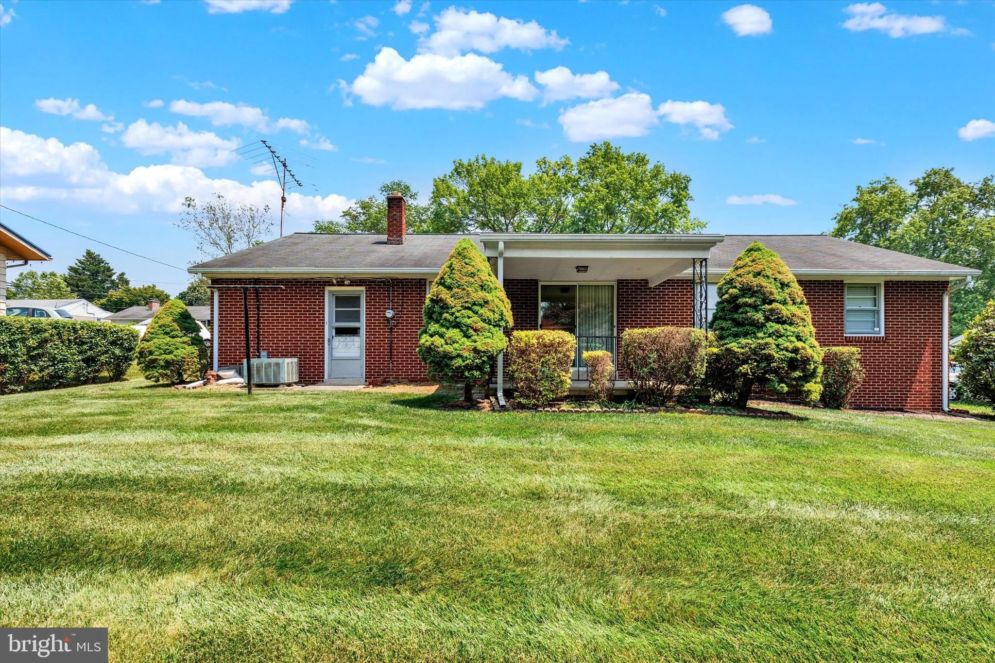 Millersville, Pennsylvania 17551, United States, 3 Bedrooms Bedrooms, ,2 BathroomsBathrooms,Residential,Pending,152467