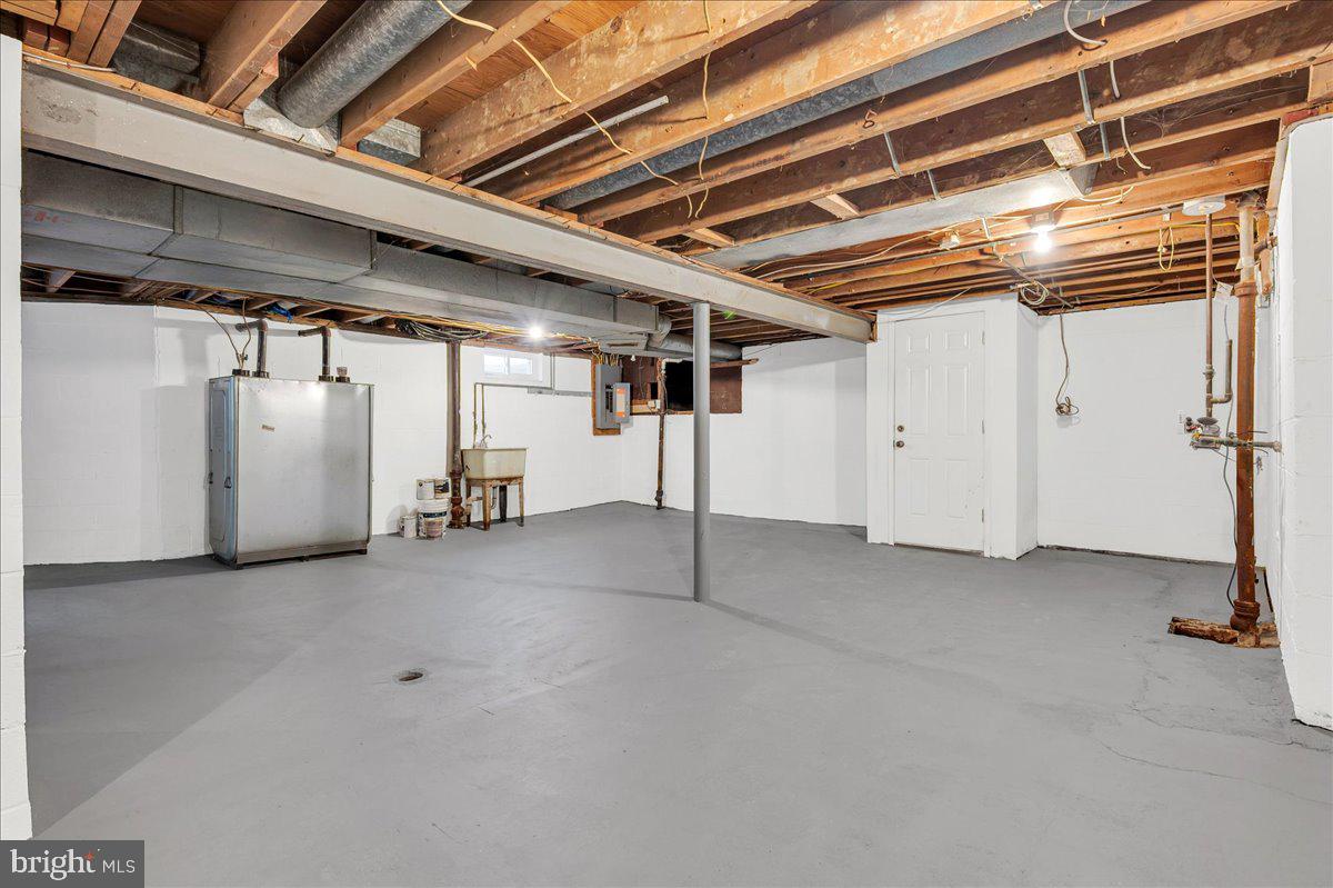 WESTMINSTER - Residential