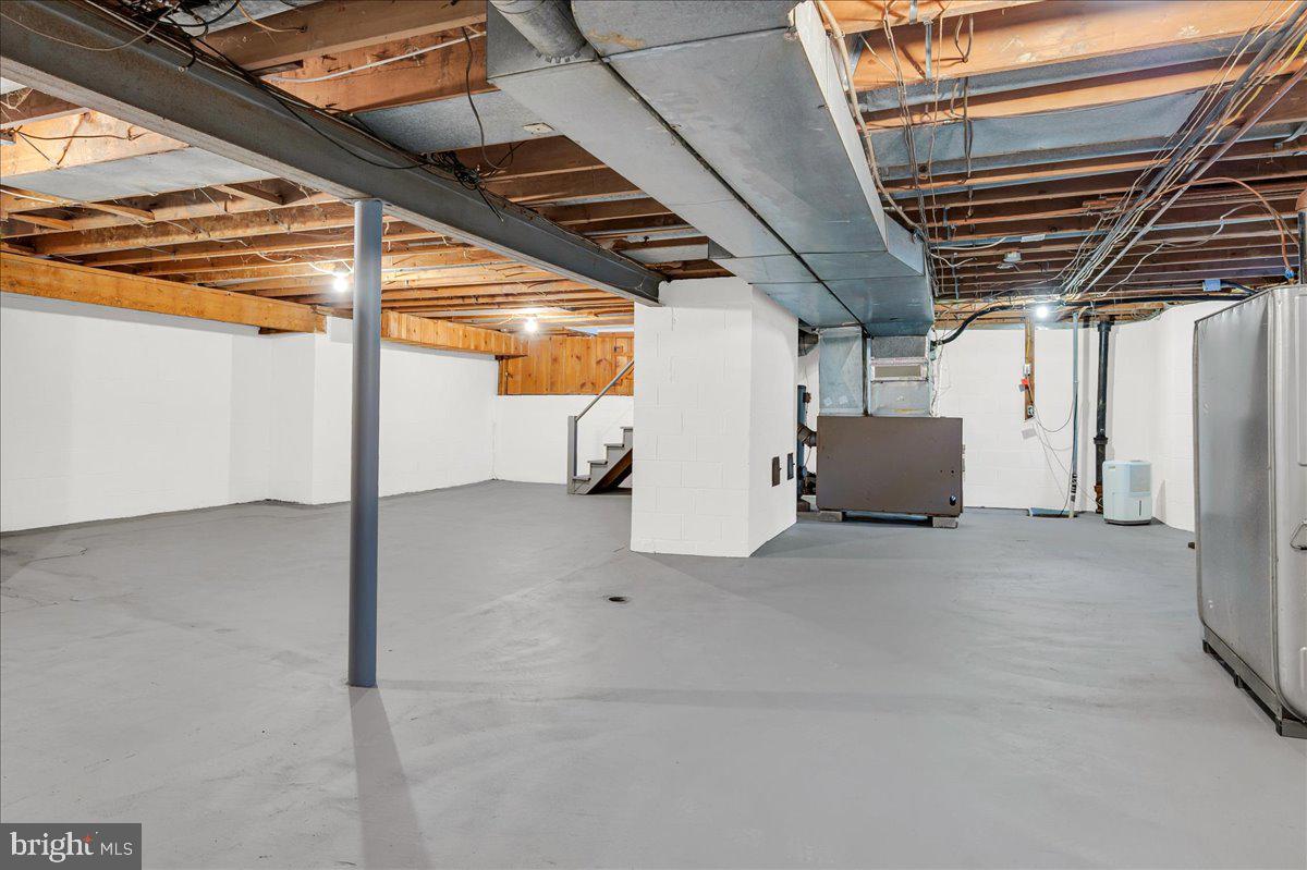 WESTMINSTER - Residential