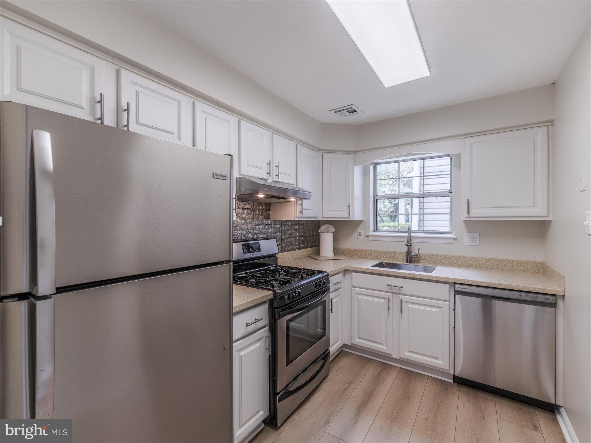 EXTON STATION - Residential