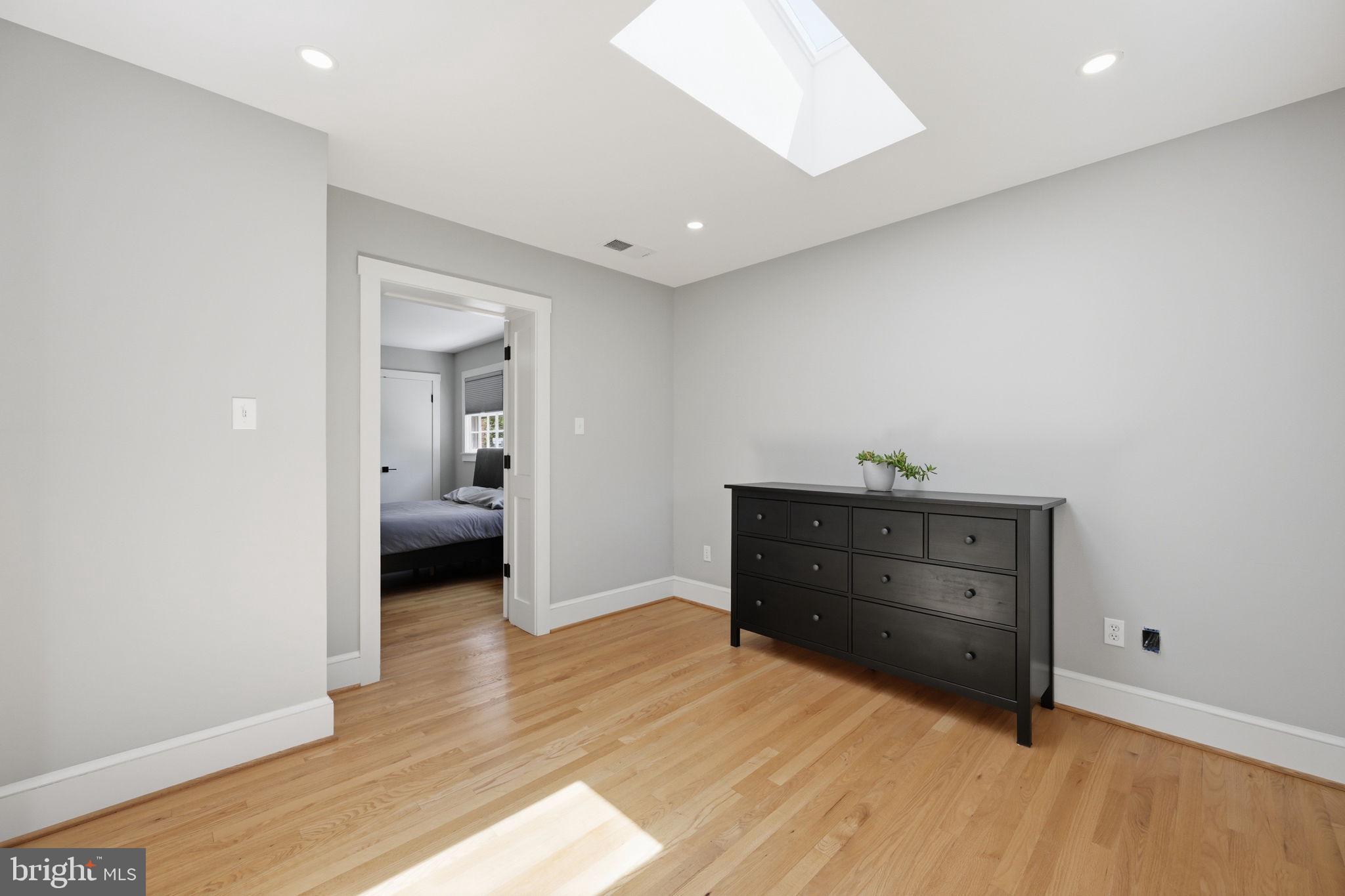 COLESVILLE OUTSIDE - Residential