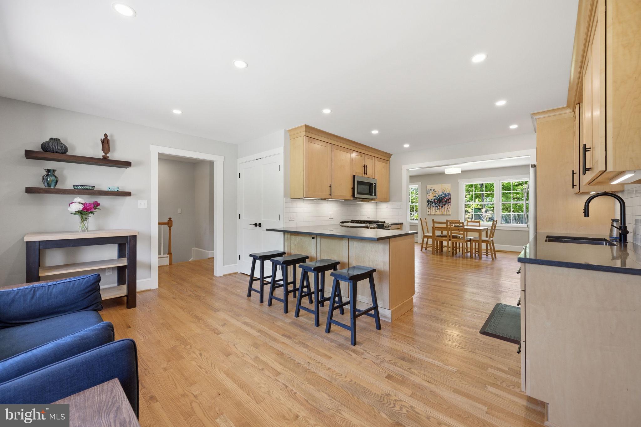 COLESVILLE OUTSIDE - Residential