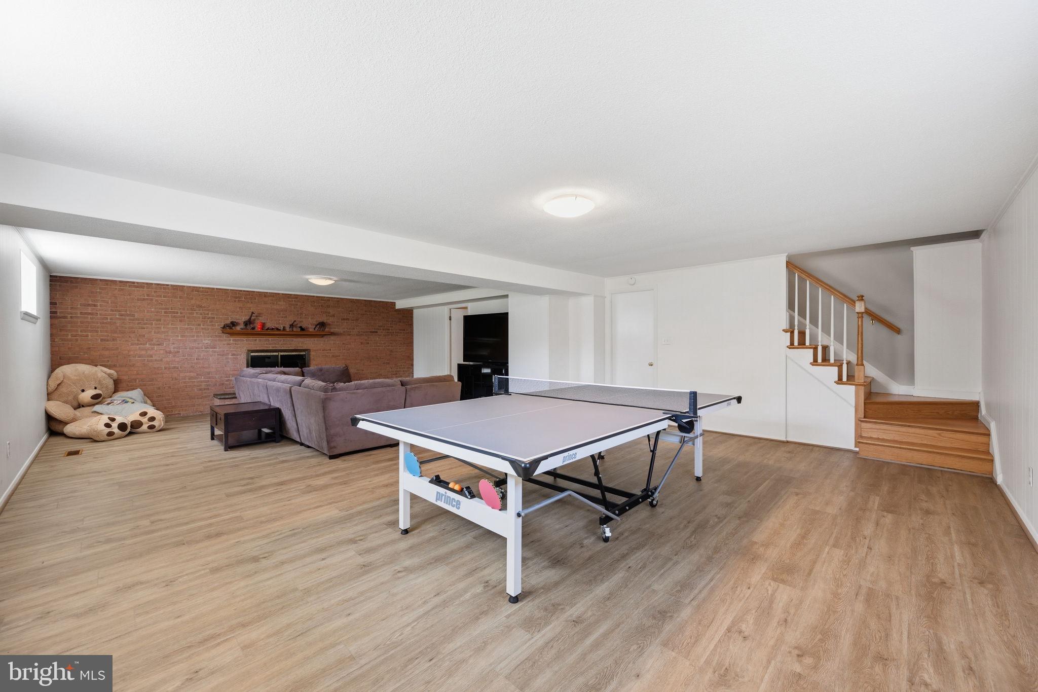 COLESVILLE OUTSIDE - Residential